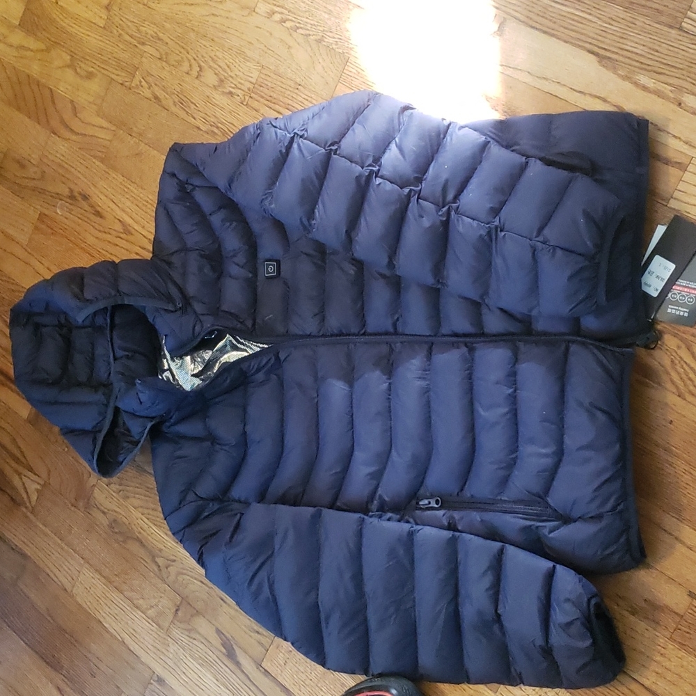 Heated puffer jacket